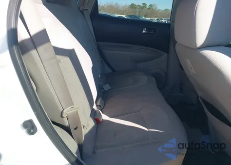 2015 Nissan Rogue Select S z USA, uszkodzony, nr VIN JN8AS5MT4FW663016